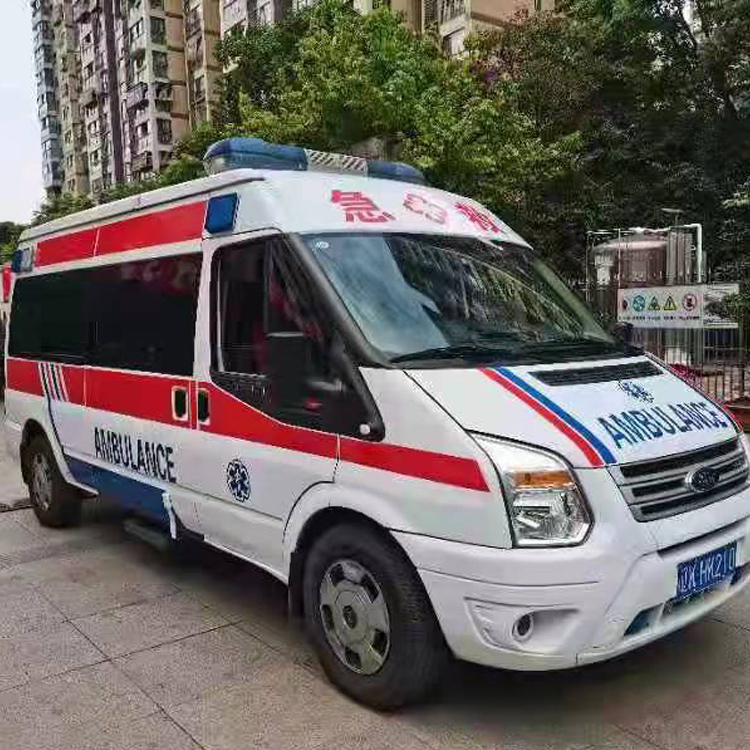 东郊镇长途救护车护送病人返乡